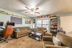 150 Valley View Dr, Johnstown, OH 43031 - Photo 8