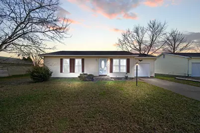 281 Woodsview Drive, Jeffersonville, OH 43128 - Photo 2