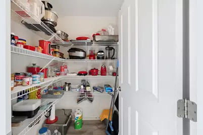 978 Hartford Village Boulevard, Columbus, OH 43228 - Photo 26
