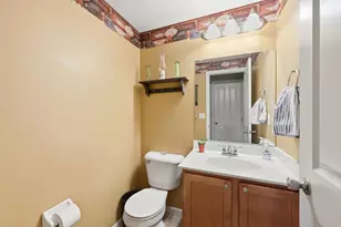 978 Hartford Village Blvd, Columbus, OH 43228 - Photo 22