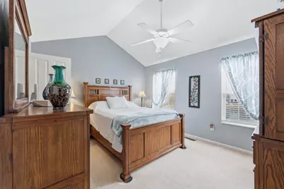 978 Hartford Village Boulevard, Columbus, OH 43228 - Photo 18