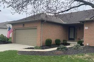 4759 Cypress Grove Dr, Groveport, OH 43125 - Photo 2