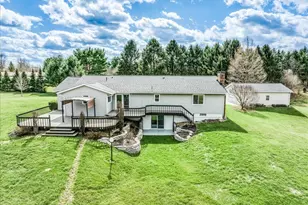 1800 Ginder Rd NW, Lancaster, OH 43130 - Photo 2