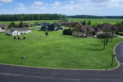 104 Waterford Drive, Bucyrus, OH 44820 - Photo 6