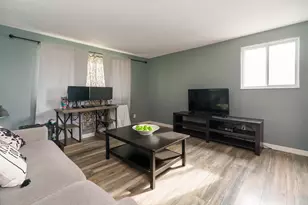 3755 Lynward Rd, Columbus, OH 43228 - Photo 12