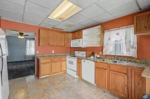 359 S Market St, Galion, OH 44833 - Photo 6