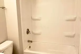 86 Stornoway Dr W, Columbus, OH 43213 - Photo 6