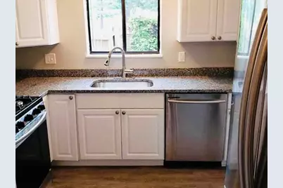 86 Stornoway Drive W, Columbus, OH 43213 - Photo 2