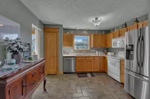 2690 Fernwood Ave, Lancaster, OH 43130 - Photo 16