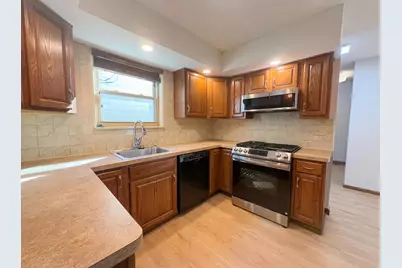 905 Vernon Road, Columbus, OH 43209 - Photo 2