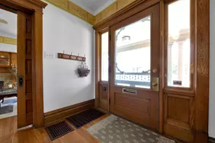 137 King Ave, Columbus, OH 43201 - Photo 6