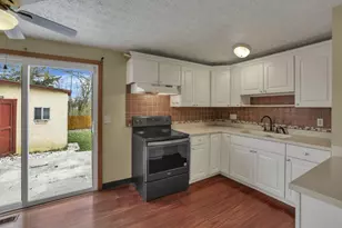 435 Carolann Ave, Columbus, OH 43207 - Photo 16