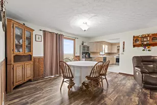 9161 Cochran Rd, Williamsport, OH 43164 - Photo 12