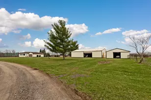 9161 Cochran Rd, Williamsport, OH 43164 - Photo 62