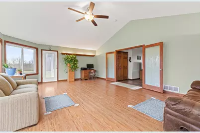 9161 Cochran Road, Williamsport, OH 43164 - Photo 8