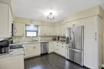 2417 Fernwood Avenue, Grove City, OH 43123 - Photo 22