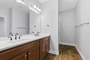 243 Parkgate Ct, Delaware, OH 43015 - Photo 8