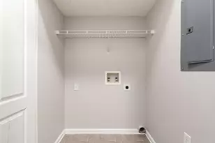 1838 Berrancher Dr, Columbus, OH 43228 - Photo 10