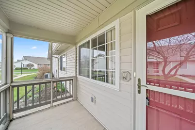 4296 Wincove Drive, Groveport, OH 43125 - Photo 8