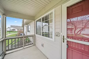 4296 Wincove Dr, Groveport, OH 43125 - Photo 8