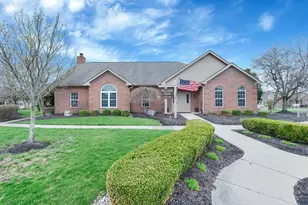 536 Calkin Ln E, Columbus, OH 43230 - Photo 26