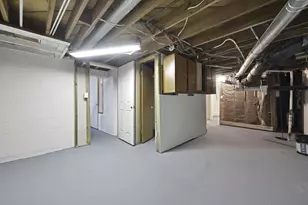 860 Basswood Rd, Columbus, OH 43207 - Photo 30