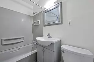 860 Basswood Rd, Columbus, OH 43207 - Photo 16