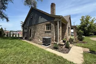 1119 Abbey Pl, Zanesville, OH 43701 - Photo 4