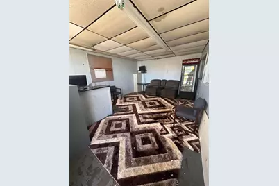 31 S Main Street, Jeffersonville, OH 43128 - Photo 8