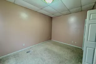 100 1/2 Broadway St, Shelby, OH 44875 - Photo 4