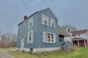 213 Maplewood St, Willard, OH 44890 - Photo 2