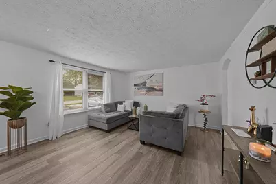 1310 Sweetbay Place, Galloway, OH 43119 - Photo 4