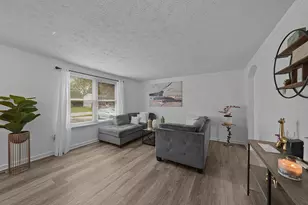 1310 Sweetbay Pl, Galloway, OH 43119 - Photo 4