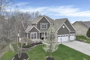 1669 Forest View Dr, Pataskala, OH 43062 - Photo 2