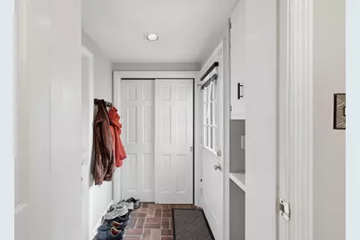 3670 Romnay Road, Columbus, OH 43220 - Photo 38