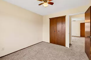 7082 Wind River Dr, Reynoldsburg, OH 43068 - Photo 28