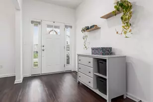 3867 Crowberry Ct, Powell, OH 43065 - Photo 4