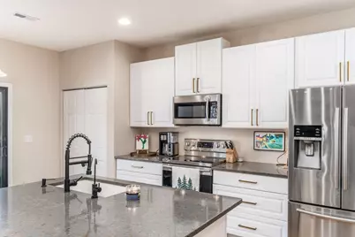 4061 Greenup Drive, Columbus, OH 43207 - Photo 14