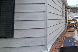 900 Broadway St, Middleport, OH 45760 - Photo 4