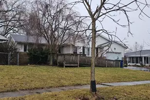 1116 Marland Dr N, Columbus, OH 43224 - Photo 2