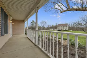 21 Indian Wood Dr, Thornville, OH 43076 - Photo 6