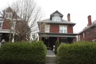 68 E Oakland Ave, Columbus, OH 43201 - Photo 2