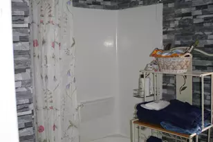 68 E Oakland Ave, Columbus, OH 43201 - Photo 16