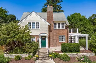 2424 Sherwood Rd, Bexley, OH 43209 - Photo 2