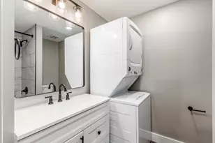 2341 Woodbrook Cir N, Columbus, OH 43223 - Photo 14