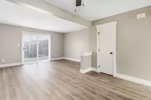 2341 Woodbrook Cir N, Columbus, OH 43223 - Photo 4