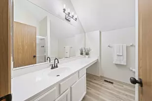 5732 Black Walnut Dr, Columbus, OH 43230 - Photo 16