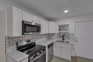 1575 Vendome Dr S, Columbus, OH 43219 - Photo 12