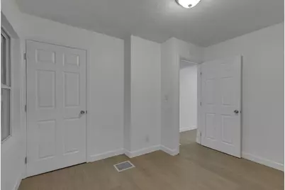 1575 Vendome Drive S, Columbus, OH 43219 - Photo 8