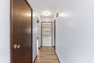 1213 Woodbrook Ct, Columbus, OH 43223 - Photo 16